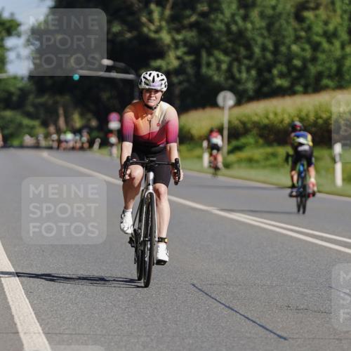 06.09.2026 - 20. Norderstedt Triathlon Michael Burmester http://msf.ph/oto/10200121 06.09.2026 10:29:16 Radfahren 1197 meine-sportfotos.de