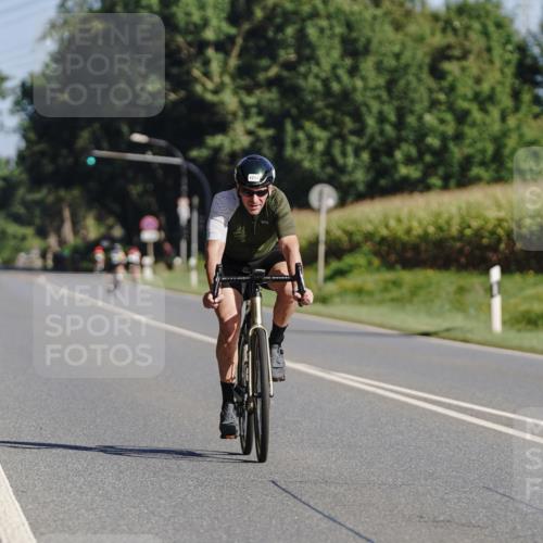 06.09.2026 - 20. Norderstedt Triathlon Michael Burmester http://msf.ph/oto/10200127 06.09.2026 10:29:25 Radfahren 1211, 1501 meine-sportfotos.de