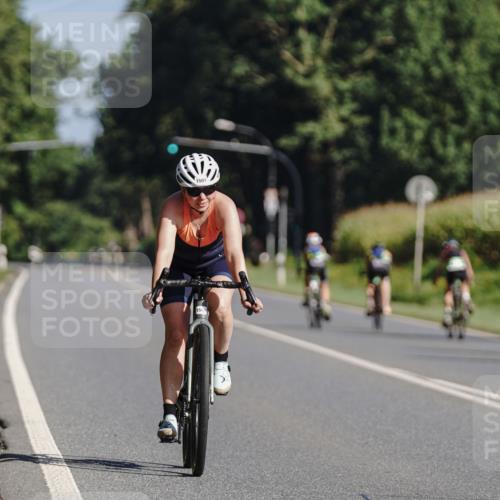06.09.2026 - 20. Norderstedt Triathlon Michael Burmester http://msf.ph/oto/10200136 06.09.2026 10:29:31 Radfahren 1501 meine-sportfotos.de