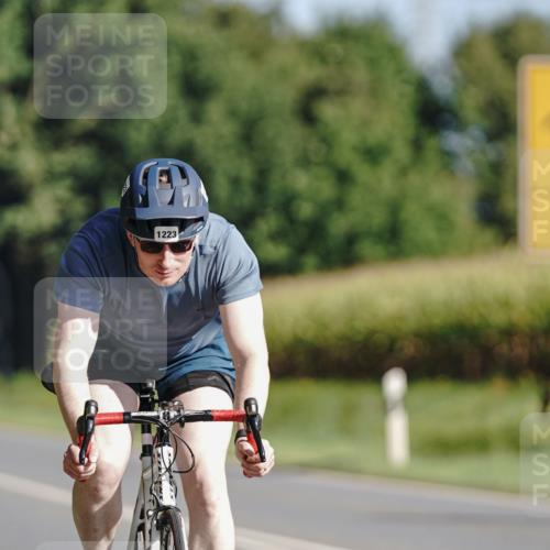 06.09.2026 - 20. Norderstedt Triathlon Michael Burmester http://msf.ph/oto/10200182 06.09.2026 10:31:37 Radfahren 1223 meine-sportfotos.de