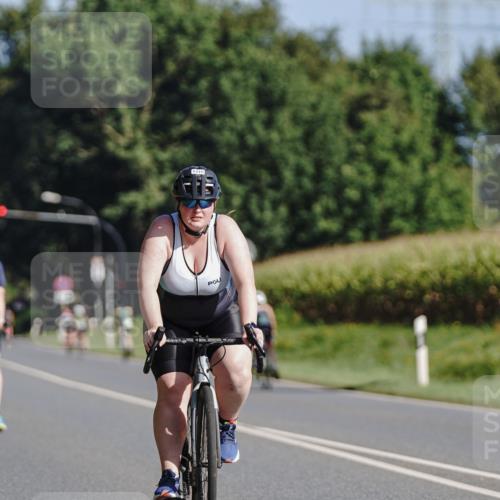 06.09.2026 - 20. Norderstedt Triathlon Michael Burmester http://msf.ph/oto/10200199 06.09.2026 10:32:09 Radfahren 1215, 1226, 1232 meine-sportfotos.de