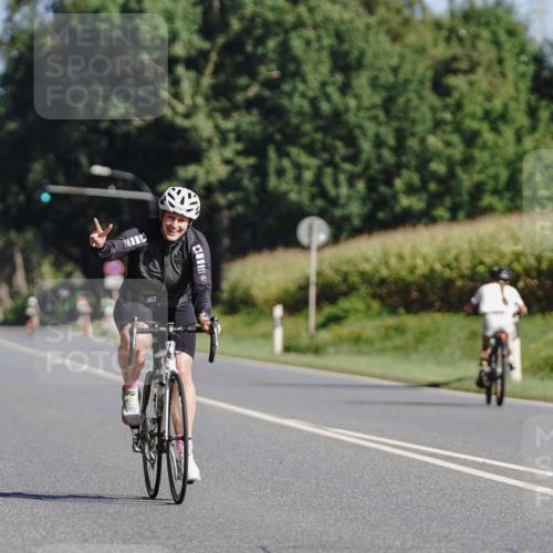 06.09.2026 - 20. Norderstedt Triathlon Michael Burmester http://msf.ph/oto/10200212 06.09.2026 10:32:17 Radfahren 1201 meine-sportfotos.de