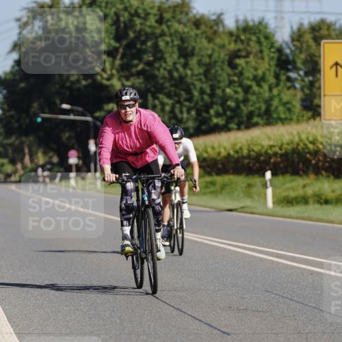 06.09.2026 - 20. Norderstedt Triathlon Michael Burmester http://msf.ph/oto/10200276 06.09.2026 10:33:29 Radfahren 735, 1227 meine-sportfotos.de