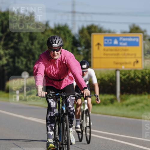 06.09.2026 - 20. Norderstedt Triathlon Michael Burmester http://msf.ph/oto/10200279 06.09.2026 10:33:30 Radfahren 735, 1227 meine-sportfotos.de
