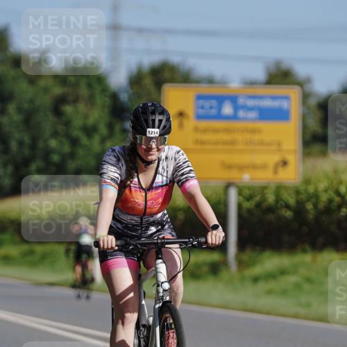 06.09.2026 - 20. Norderstedt Triathlon Michael Burmester http://msf.ph/oto/10200288 06.09.2026 10:33:39 Radfahren 1214 meine-sportfotos.de