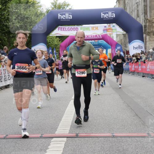 06.09.2026 - CURREX Alsterlauf Yannick Fuchs http://msf.ph/oto/10200295 06.09.2026 10:08:02 Ziel 3296, 3666, 3757, 3758, 3915, 3916, 3932, 4159, 4841, 5049, 5256, 5290, 5324, 5597, 6168, 6361, 6395 meine-sportfotos.de