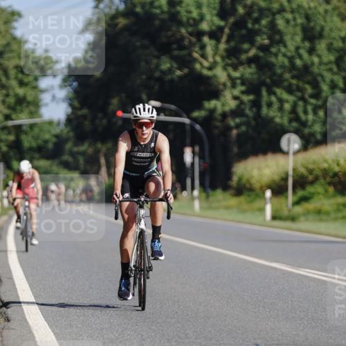 06.09.2026 - 20. Norderstedt Triathlon Michael Burmester http://msf.ph/oto/10200363 06.09.2026 10:35:11 Radfahren 729, 742, 1198 meine-sportfotos.de