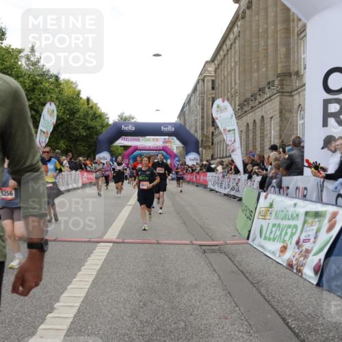 06.09.2026 - CURREX Alsterlauf Yannick Fuchs http://msf.ph/oto/10200520 06.09.2026 10:08:05 Ziel 2390, 2407, 3192, 3193, 3194, 3298, 3666, 4159, 4292, 4727, 4841, 5049, 5256, 5290, 5597, 6168, 6361, 6395 meine-sportfotos.de