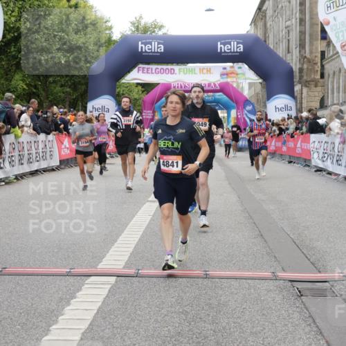 06.09.2026 - CURREX Alsterlauf Yannick Fuchs http://msf.ph/oto/10200547 06.09.2026 10:08:05 Ziel 2390, 2407, 3192, 3193, 3194, 3298, 3666, 4159, 4292, 4727, 4841, 5049, 5256, 5290, 5597, 6168, 6361, 6395 meine-sportfotos.de