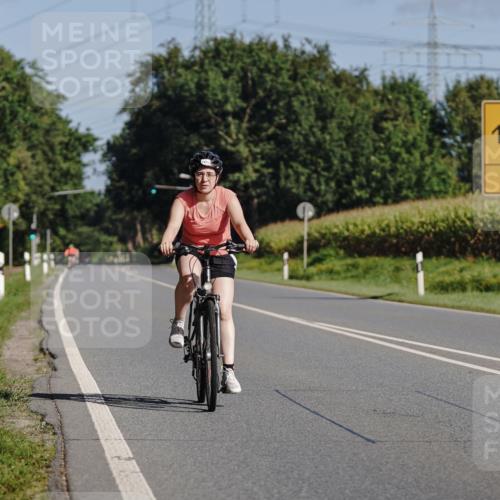 06.09.2026 - 20. Norderstedt Triathlon Michael Burmester http://msf.ph/oto/10200791 06.09.2026 10:36:24 Radfahren 1193, 1229 meine-sportfotos.de