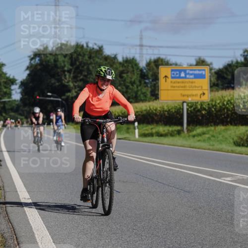 06.09.2026 - 20. Norderstedt Triathlon Michael Burmester http://msf.ph/oto/10200805 06.09.2026 10:36:49 Radfahren 702, 703, 1504 meine-sportfotos.de