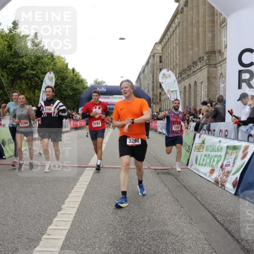 06.09.2026 - CURREX Alsterlauf Yannick Fuchs http://msf.ph/oto/10200994 06.09.2026 10:08:09 Ziel 2363, 2390, 2407, 2785, 3192, 3193, 3194, 3298, 3666, 4292, 4727, 4841, 5049, 5256, 5290, 5507, 6361, 6395 meine-sportfotos.de