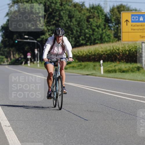 06.09.2026 - 20. Norderstedt Triathlon Michael Burmester http://msf.ph/oto/10201020 06.09.2026 10:37:24 Radfahren 1212 meine-sportfotos.de