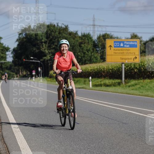 06.09.2026 - 20. Norderstedt Triathlon Michael Burmester http://msf.ph/oto/10201043 06.09.2026 10:37:42 Radfahren 1231 meine-sportfotos.de
