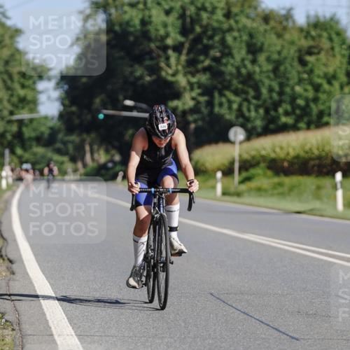 06.09.2026 - 20. Norderstedt Triathlon Michael Burmester http://msf.ph/oto/10201188 06.09.2026 10:39:24 Radfahren 720 meine-sportfotos.de