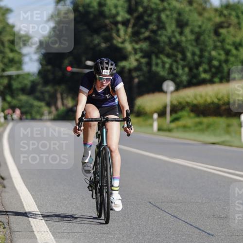 06.09.2026 - 20. Norderstedt Triathlon Michael Burmester http://msf.ph/oto/10201333 06.09.2026 10:40:04 Radfahren 748, 1222 meine-sportfotos.de