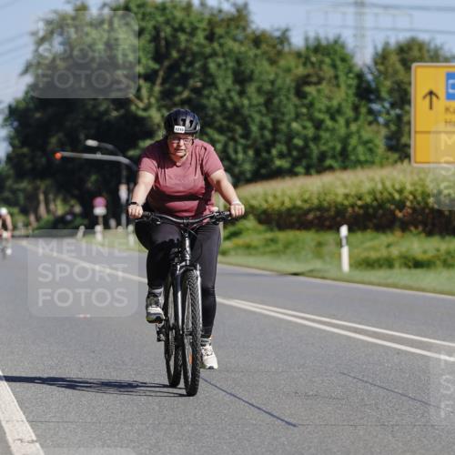 06.09.2026 - 20. Norderstedt Triathlon Michael Burmester http://msf.ph/oto/10201411 06.09.2026 10:40:38 Radfahren 699, 1216 meine-sportfotos.de