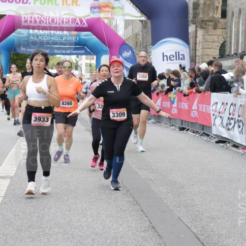 06.09.2026 - CURREX Alsterlauf Yannick Fuchs http://msf.ph/oto/10201412 06.09.2026 10:08:14 Ziel 2363, 2390, 2407, 2785, 3192, 3193, 3194, 3200, 3298, 3309, 3933, 4169, 4292, 4590, 4727, 5049, 5507, 8258, 8260 meine-sportfotos.de