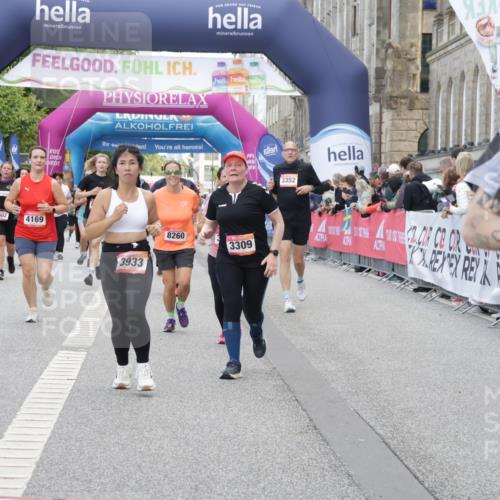 06.09.2026 - CURREX Alsterlauf Yannick Fuchs http://msf.ph/oto/10201454 06.09.2026 10:08:14 Ziel 2363, 2390, 2407, 2785, 3192, 3193, 3194, 3200, 3298, 3309, 3933, 4169, 4292, 4590, 4727, 5049, 5507, 8258, 8260 meine-sportfotos.de