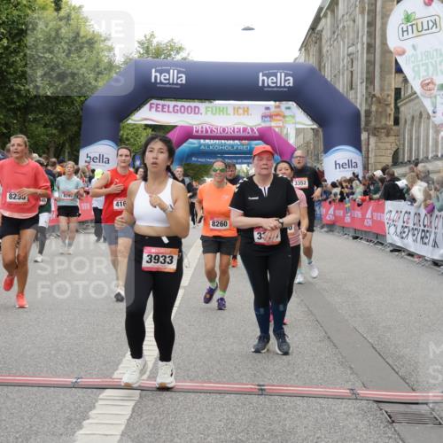 06.09.2026 - CURREX Alsterlauf Yannick Fuchs http://msf.ph/oto/10201596 06.09.2026 10:08:16 Ziel 2363, 2390, 2407, 2785, 3192, 3193, 3194, 3200, 3309, 3352, 3933, 4169, 4292, 4590, 4727, 5342, 5502, 5507, 8045, 8258, 8260, 8297 meine-sportfotos.de
