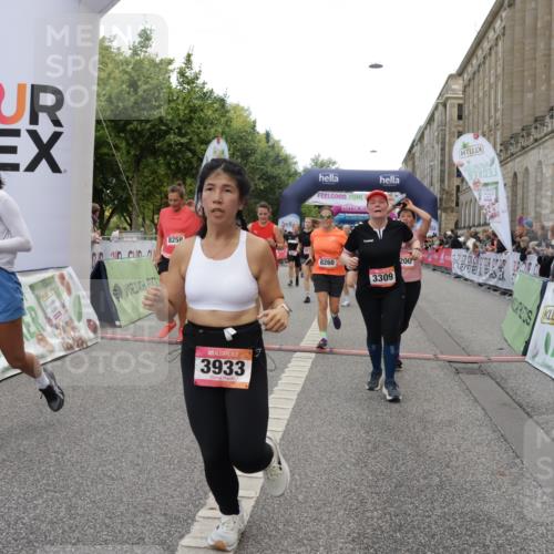 06.09.2026 - CURREX Alsterlauf Yannick Fuchs http://msf.ph/oto/10201786 06.09.2026 10:08:18 Ziel 2363, 2440, 2785, 3200, 3309, 3352, 3933, 4146, 4169, 4247, 4590, 5342, 5502, 5507, 6473, 8045, 8258, 8260, 8297 meine-sportfotos.de