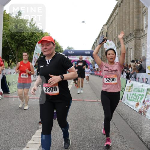 06.09.2026 - CURREX Alsterlauf Yannick Fuchs http://msf.ph/oto/10201930 06.09.2026 10:08:19 Ziel 2155, 2363, 2440, 2785, 3200, 3309, 3352, 3933, 4146, 4169, 4247, 4590, 5342, 5502, 5507, 6473, 8045, 8258, 8260, 8297 meine-sportfotos.de