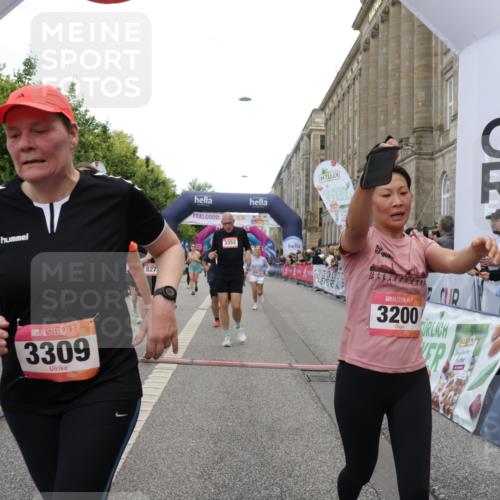 06.09.2026 - CURREX Alsterlauf Yannick Fuchs http://msf.ph/oto/10201961 06.09.2026 10:08:19 Ziel 2155, 2363, 2440, 2785, 3200, 3309, 3352, 3933, 4146, 4169, 4247, 4590, 5342, 5502, 5507, 6473, 8045, 8258, 8260, 8297 meine-sportfotos.de