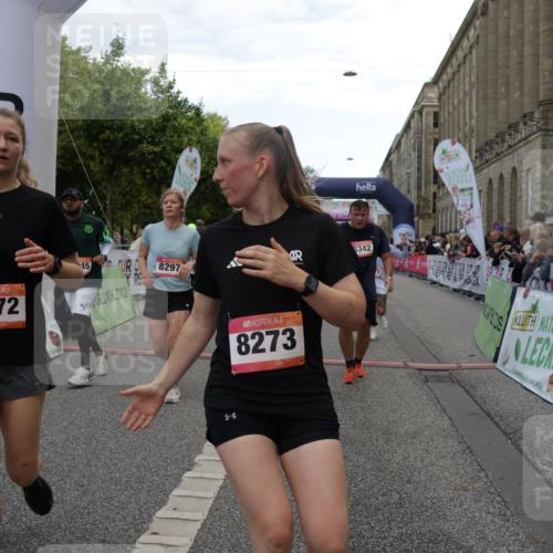 06.09.2026 - CURREX Alsterlauf Yannick Fuchs http://msf.ph/oto/10202159 06.09.2026 10:08:21 Ziel 2080, 2155, 2440, 2504, 3200, 3309, 3352, 3390, 3933, 4146, 4169, 4247, 4399, 4447, 4590, 5342, 5502, 5507, 5582, 6473, 8045, 8258, 8260, 8297 meine-sportfotos.de