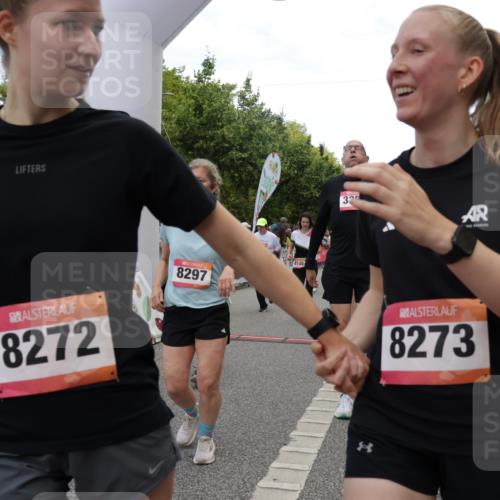 06.09.2026 - CURREX Alsterlauf Yannick Fuchs http://msf.ph/oto/10202201 06.09.2026 10:08:22 Ziel 2080, 2155, 2440, 2504, 3200, 3309, 3352, 3390, 3933, 4146, 4169, 4247, 4399, 4447, 4590, 5342, 5502, 5582, 6473, 8045, 8258, 8260, 8297 meine-sportfotos.de