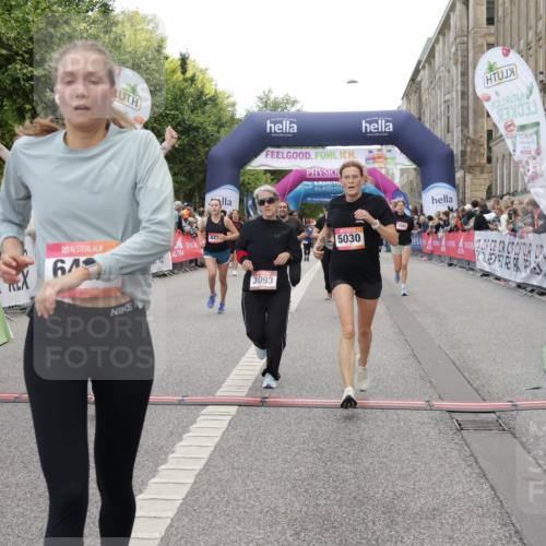 06.09.2026 - CURREX Alsterlauf Yannick Fuchs http://msf.ph/oto/10202801 06.09.2026 10:08:30 Ziel 2035, 2080, 2105, 2155, 2504, 3082, 3093, 3390, 3889, 4146, 4247, 4399, 4447, 4476, 4651, 5030, 5140, 5582, 5854, 6230 meine-sportfotos.de