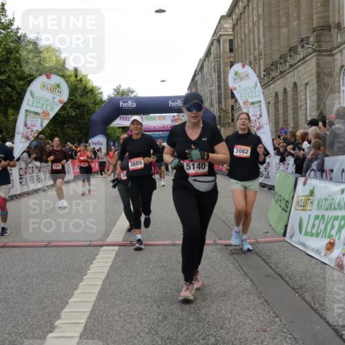 06.09.2026 - CURREX Alsterlauf Yannick Fuchs http://msf.ph/oto/10203359 06.09.2026 10:08:35 Ziel 2035, 2105, 2491, 3082, 3093, 3482, 3836, 3888, 3889, 4185, 4476, 4651, 5030, 5140, 5233, 5550, 5854, 6230 meine-sportfotos.de