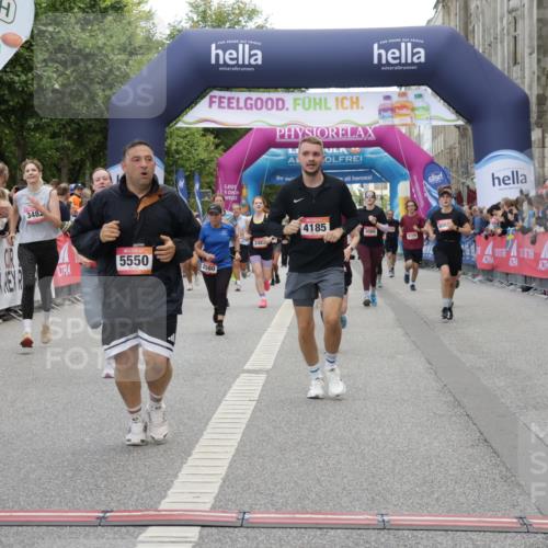 06.09.2026 - CURREX Alsterlauf Yannick Fuchs http://msf.ph/oto/10203536 06.09.2026 10:08:37 Ziel 2491, 2580, 3082, 3093, 3482, 3836, 3888, 3889, 4185, 4476, 4651, 5030, 5140, 5233, 5319, 5550, 5854, 6230 meine-sportfotos.de