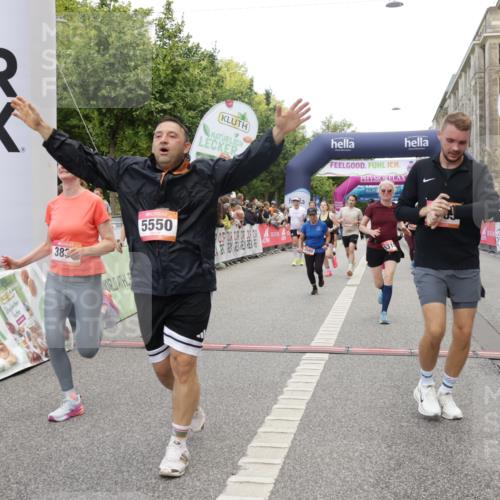 06.09.2026 - CURREX Alsterlauf Yannick Fuchs http://msf.ph/oto/10203880 06.09.2026 10:08:40 Ziel 2374, 2450, 2487, 2491, 2580, 3082, 3482, 3836, 3888, 3889, 4115, 4185, 4233, 4651, 5130, 5140, 5233, 5319, 5550, 5985, 8089 meine-sportfotos.de