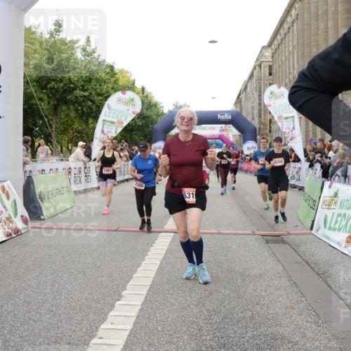 06.09.2026 - CURREX Alsterlauf Yannick Fuchs http://msf.ph/oto/10204109 06.09.2026 10:08:42 Ziel 2374, 2450, 2487, 2491, 2580, 3086, 3400, 3482, 3811, 3812, 3836, 3888, 3889, 4115, 4129, 4185, 4233, 4651, 5130, 5233, 5319, 5550, 5985, 8089 meine-sportfotos.de