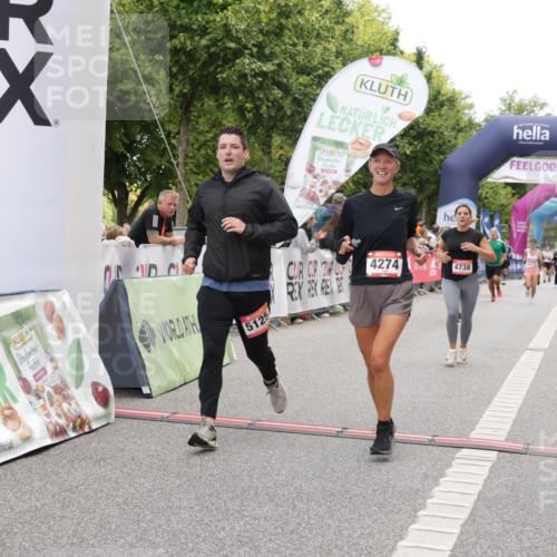 06.09.2026 - CURREX Alsterlauf Yannick Fuchs http://msf.ph/oto/10205011 06.09.2026 10:08:51 Ziel 2374, 2777, 3086, 3400, 3540, 3811, 3812, 4115, 4129, 4233, 4274, 4738, 4746, 5125, 5130, 5367, 5985 meine-sportfotos.de