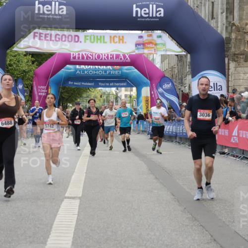 06.09.2026 - CURREX Alsterlauf Yannick Fuchs http://msf.ph/oto/10205470 06.09.2026 10:08:55 Ziel 2777, 3036, 3540, 4274, 4738, 4746, 5125, 5252, 5367, 5742, 6488 meine-sportfotos.de