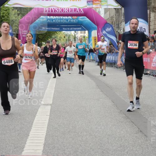 06.09.2026 - CURREX Alsterlauf Yannick Fuchs http://msf.ph/oto/10205593 06.09.2026 10:08:55 Ziel 2777, 3036, 3540, 4274, 4738, 4746, 5125, 5252, 5367, 5742, 6488 meine-sportfotos.de