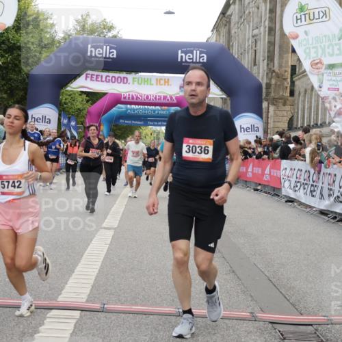 06.09.2026 - CURREX Alsterlauf Yannick Fuchs http://msf.ph/oto/10206136 06.09.2026 10:08:58 Ziel 2777, 3036, 4274, 4738, 4746, 5125, 5252, 5367, 5742, 6116, 6488, 8055 meine-sportfotos.de