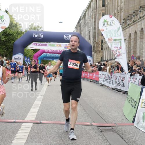 06.09.2026 - CURREX Alsterlauf Yannick Fuchs http://msf.ph/oto/10206346 06.09.2026 10:08:59 Ziel 2679, 2681, 2777, 3036, 4274, 4738, 5125, 5132, 5252, 5742, 6116, 6488, 8055 meine-sportfotos.de