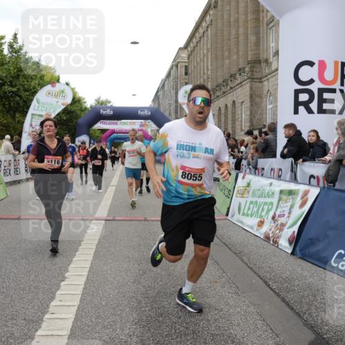 06.09.2026 - CURREX Alsterlauf Yannick Fuchs http://msf.ph/oto/10207220 06.09.2026 10:09:03 Ziel 2519, 2679, 2681, 2777, 3036, 4021, 5132, 5252, 5742, 5798, 6116, 6296, 6340, 6460, 6487, 6488, 8055 meine-sportfotos.de