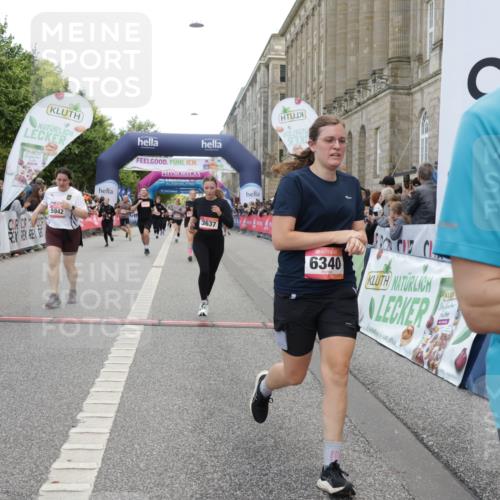 06.09.2026 - CURREX Alsterlauf Yannick Fuchs http://msf.ph/oto/10208000 06.09.2026 10:09:09 Ziel 2519, 2679, 2681, 3241, 3637, 4021, 5007, 5113, 5132, 5798, 5942, 6116, 6263, 6296, 6340, 6460, 6487, 8055 meine-sportfotos.de