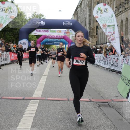 06.09.2026 - CURREX Alsterlauf Yannick Fuchs http://msf.ph/oto/10208147 06.09.2026 10:09:10 Ziel 2519, 2679, 2681, 3241, 3637, 4021, 5007, 5113, 5132, 5758, 5794, 5798, 5942, 6263, 6296, 6340, 6460, 6487 meine-sportfotos.de