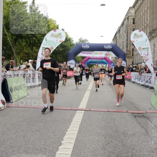 06.09.2026 - CURREX Alsterlauf Yannick Fuchs http://msf.ph/oto/10208450 06.09.2026 10:09:12 Ziel 2519, 3241, 3637, 4021, 5007, 5084, 5113, 5171, 5758, 5794, 5798, 5913, 5942, 6263, 6296, 6340, 6460, 6487, 8076 meine-sportfotos.de