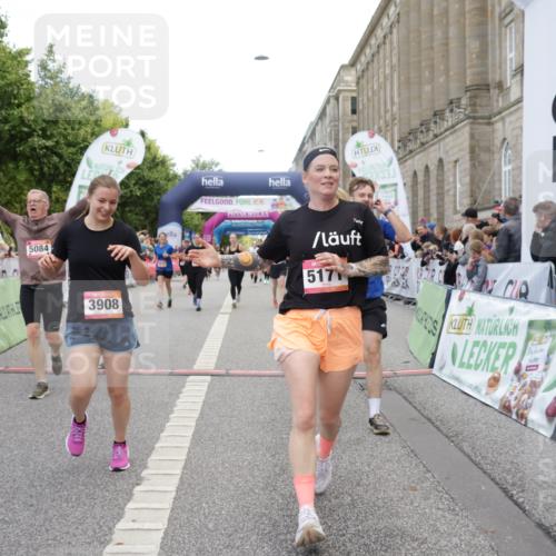 06.09.2026 - CURREX Alsterlauf Yannick Fuchs http://msf.ph/oto/10209228 06.09.2026 10:09:16 Ziel 2919, 3241, 3332, 3573, 3637, 5007, 5084, 5113, 5126, 5171, 5758, 5794, 5913, 5942, 6263, 8076 meine-sportfotos.de