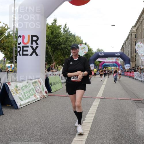 06.09.2026 - CURREX Alsterlauf Yannick Fuchs http://msf.ph/oto/10210969 06.09.2026 10:09:27 Ziel 2082, 2201, 2466, 2707, 2919, 3332, 3573, 4222, 4280, 4328, 4536, 4815, 4986, 5126, 5241, 6070, 8271, 8294 meine-sportfotos.de