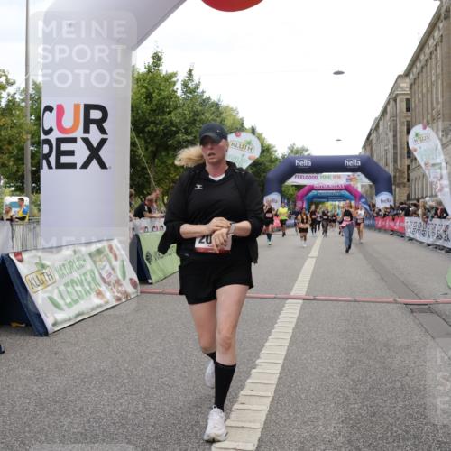 06.09.2026 - CURREX Alsterlauf Yannick Fuchs http://msf.ph/oto/10211019 06.09.2026 10:09:27 Ziel 2082, 2201, 2466, 2707, 2919, 3332, 3573, 4222, 4280, 4328, 4536, 4815, 4986, 5126, 5241, 6070, 8271, 8294 meine-sportfotos.de
