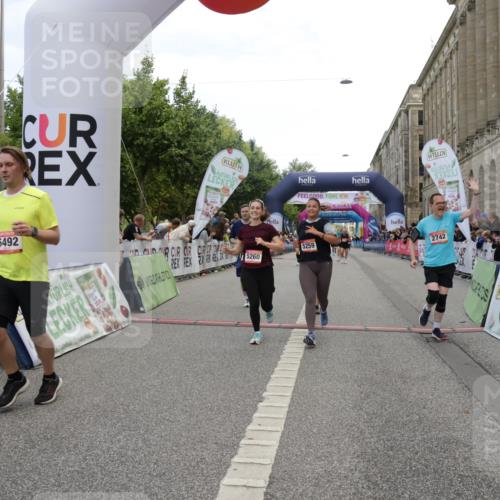 06.09.2026 - CURREX Alsterlauf Yannick Fuchs http://msf.ph/oto/10211831 06.09.2026 10:09:35 Ziel 2707, 2742, 3785, 3787, 4138, 4280, 4328, 4536, 4986, 5259, 5260, 6278, 6492, 8271 meine-sportfotos.de