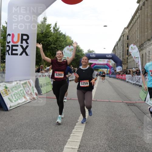 06.09.2026 - CURREX Alsterlauf Yannick Fuchs http://msf.ph/oto/10211952 06.09.2026 10:09:36 Ziel 2707, 2742, 3785, 3787, 4138, 4280, 4328, 4536, 4986, 5259, 5260, 6278, 6492 meine-sportfotos.de