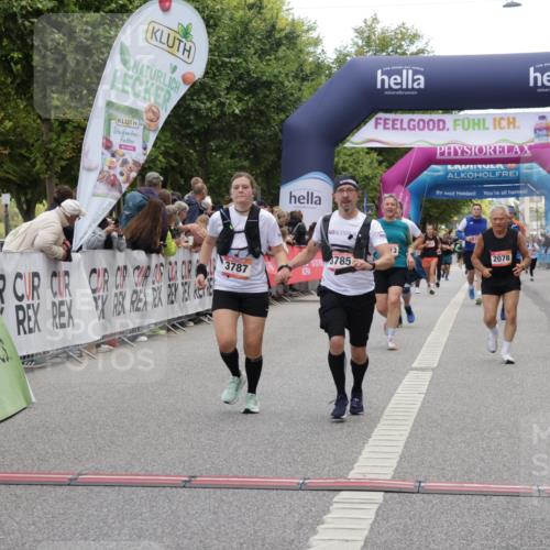 06.09.2026 - CURREX Alsterlauf Yannick Fuchs http://msf.ph/oto/10212182 06.09.2026 10:09:39 Ziel 2078, 2742, 3785, 3787, 4138, 4328, 4536, 4713, 4986, 5259, 5260, 6278, 6492 meine-sportfotos.de