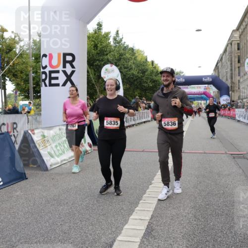 06.09.2026 - CURREX Alsterlauf Yannick Fuchs http://msf.ph/oto/10213175 06.09.2026 10:09:51 Ziel 2064, 2622, 3326, 4784, 5199, 5357, 5835, 5836, 5851, 6410, 6466 meine-sportfotos.de